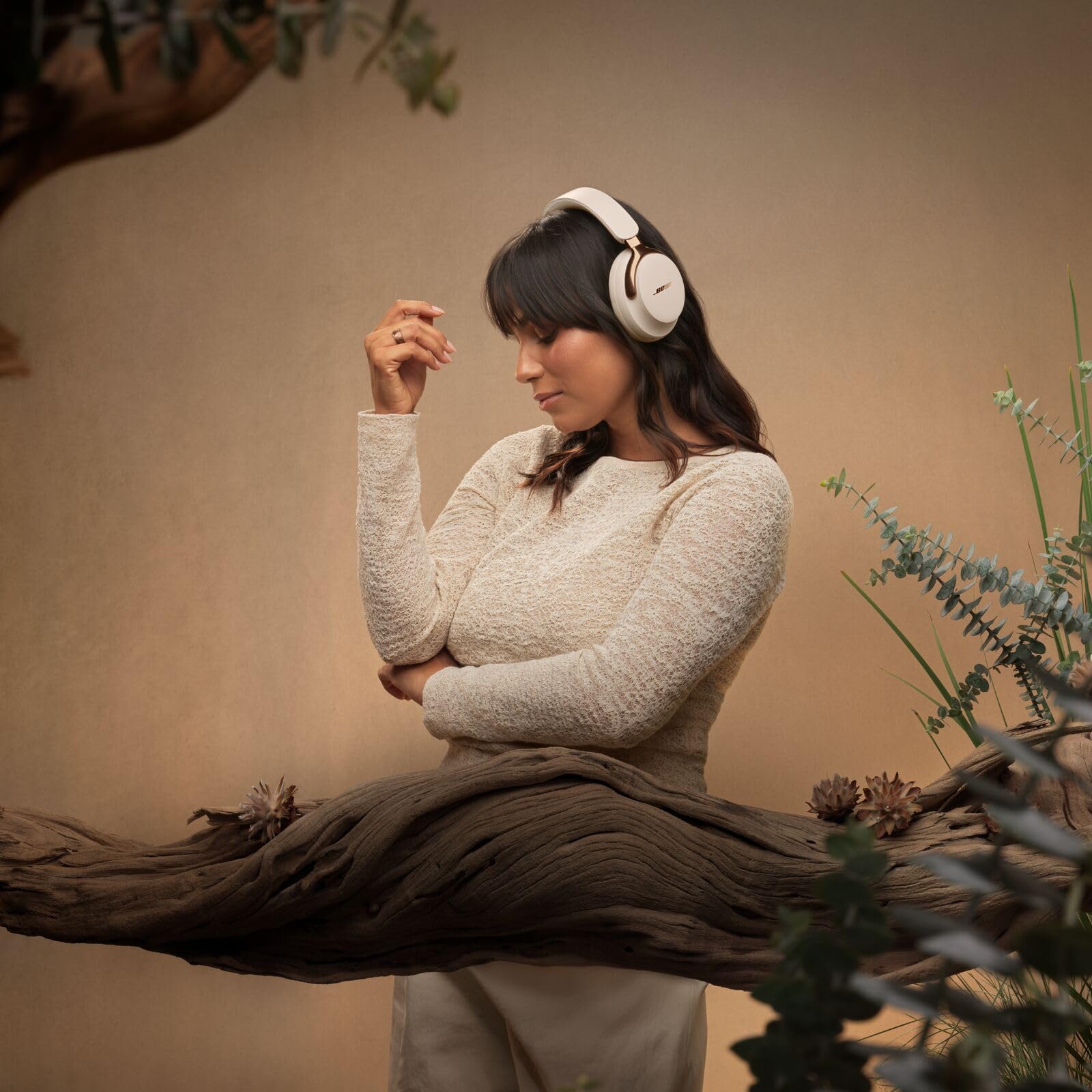 New Bose QuietComfort Ultra Bluetooth Headphones (2nd Gen), Wireless Headphones with Spatial Audio, Over Ear Noise Cancelling with Mic, Up to 30 Hours of Play time - Unboxed