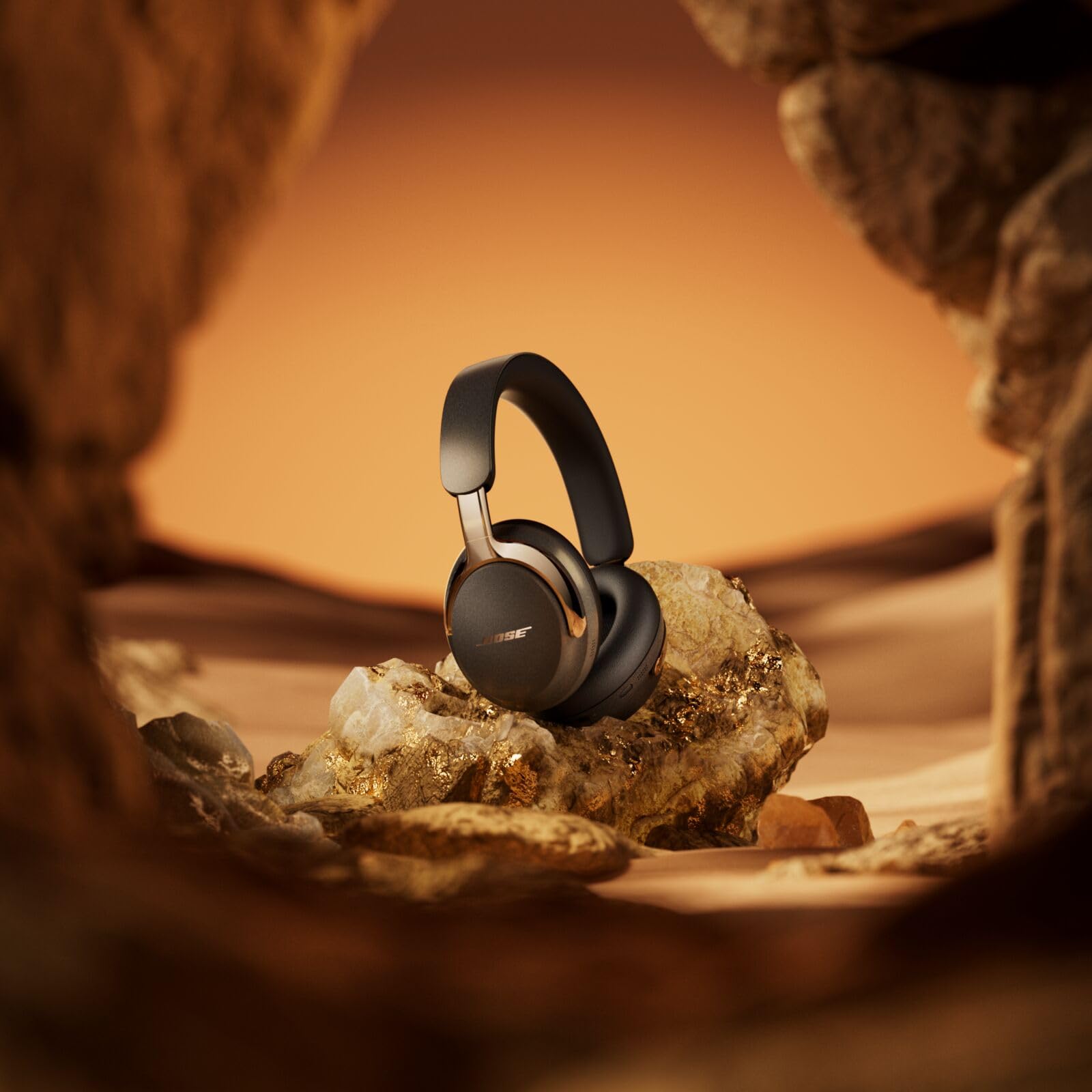 New Bose QuietComfort Ultra Bluetooth Headphones (2nd Gen), Wireless Headphones with Spatial Audio, Over Ear Noise Cancelling with Mic, Up to 30 Hours of Play time - Unboxed
